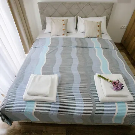 Apartamento Paratetis 2