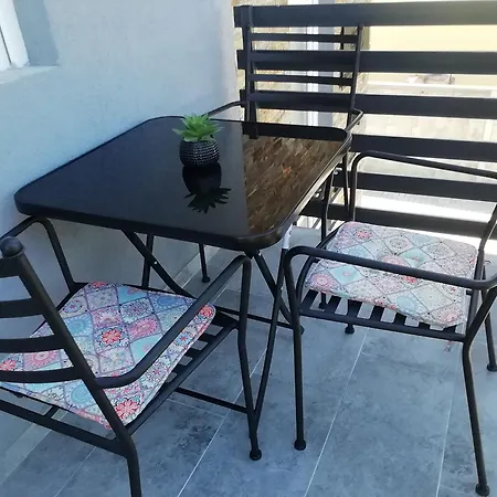 Apartamento Paratetis 2