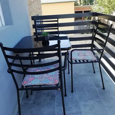 Apartamento Paratetis 2 *